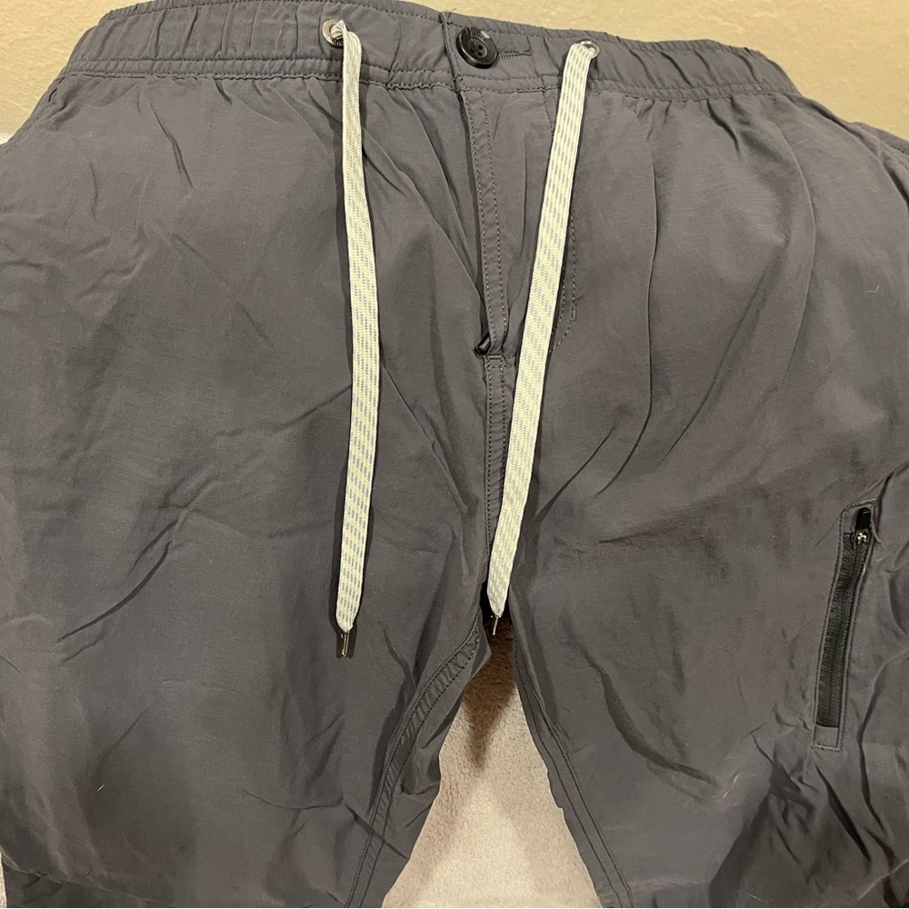 Vuori technical climber pants men’s xs, dark gray